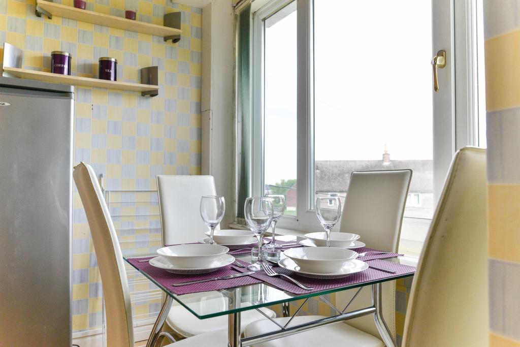 มอยร์ ไดรฟ์ อพาร์ตเมนต์ Apartment แอเบอร์ดีน ภายนอก รูปภาพ